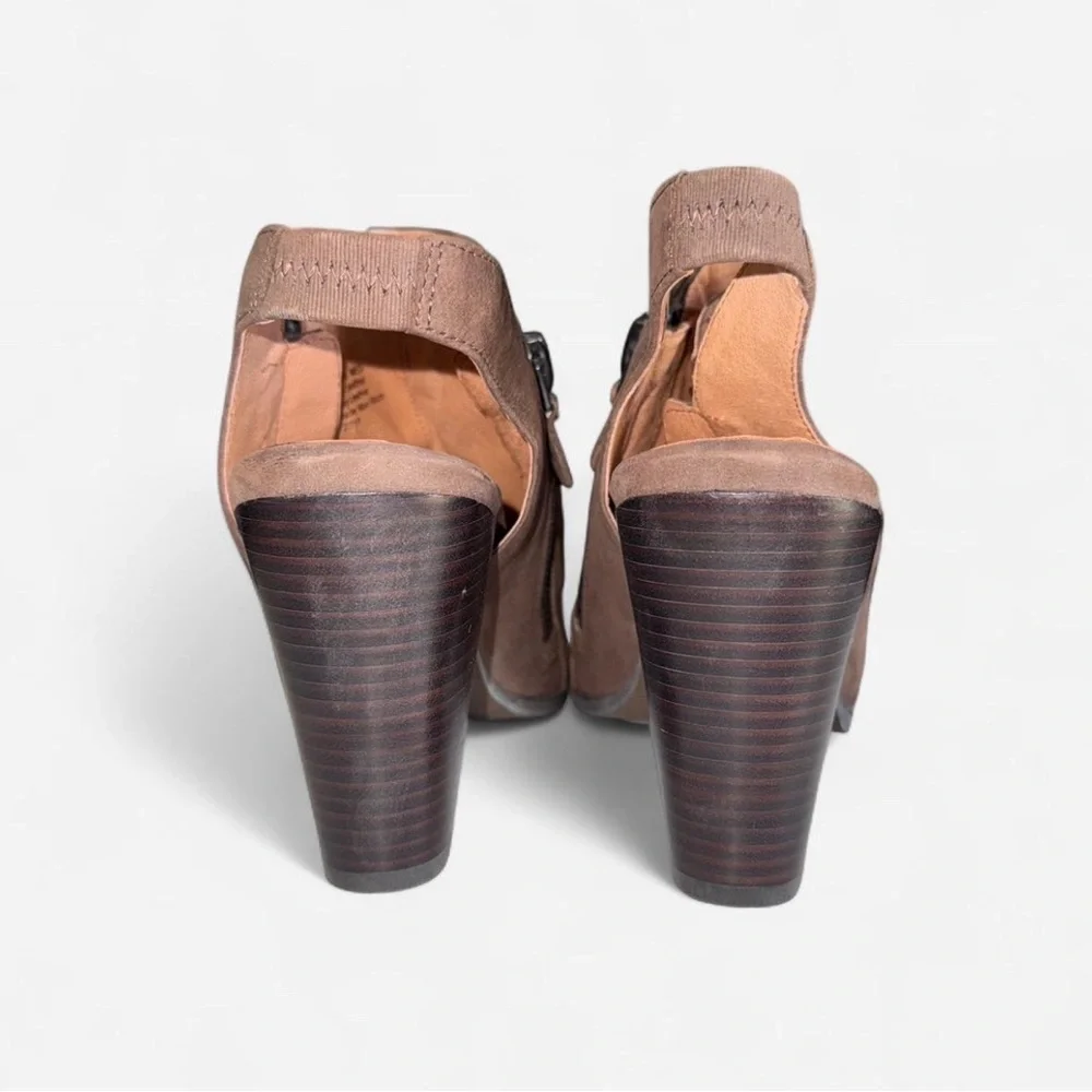 Kenneth Cole Brown Block Heel Shoes - Picture 4 of 6